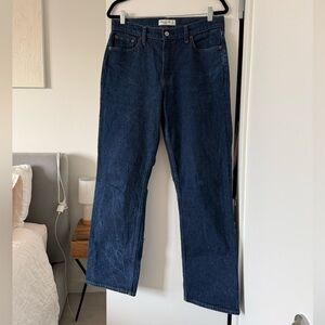 Abercrombie & Fitch Women's Curve Love Low Rise Baggy Jean, 28 Regular